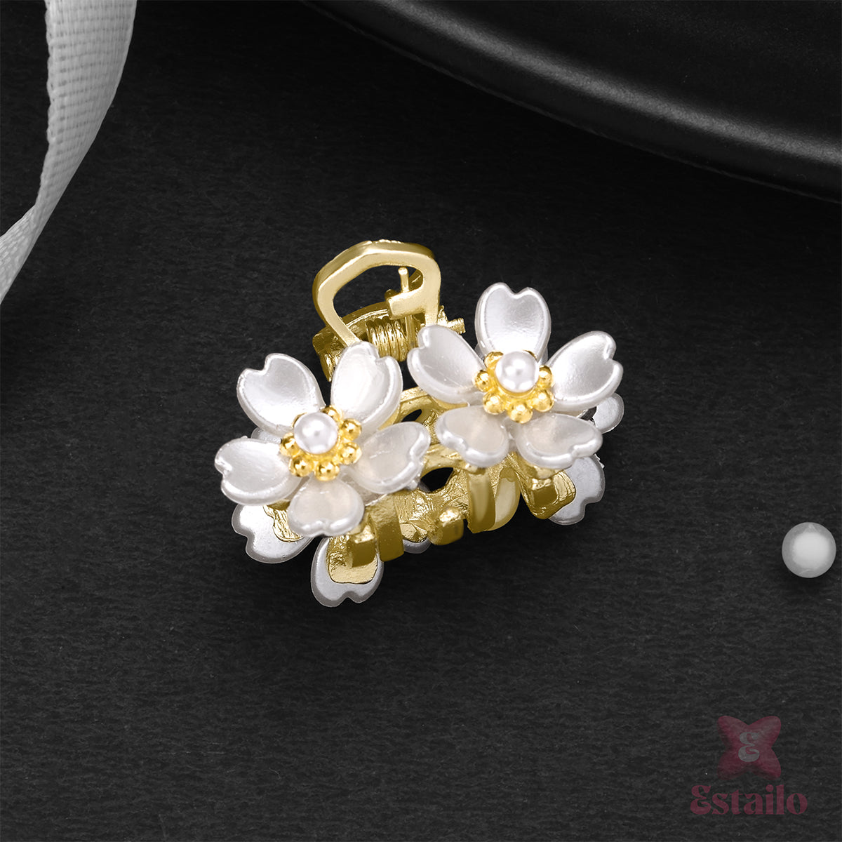 Pearl Flower Hair Claw Clip