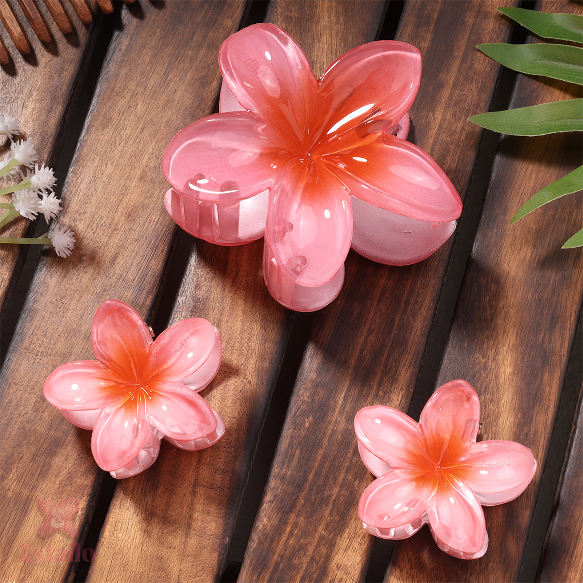 Hibiscus hair clip