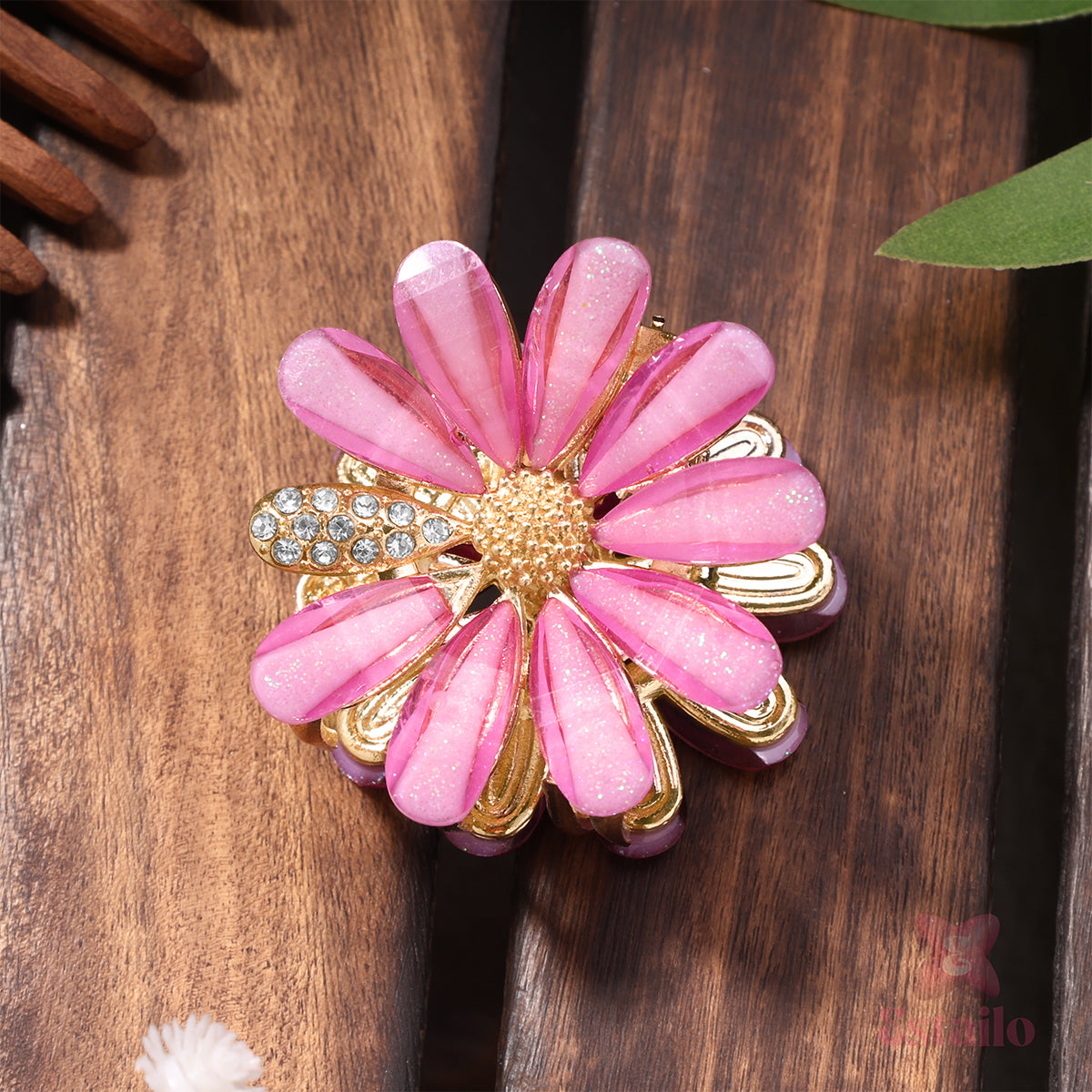 Daisy flower Hair Claw (pack of 1)