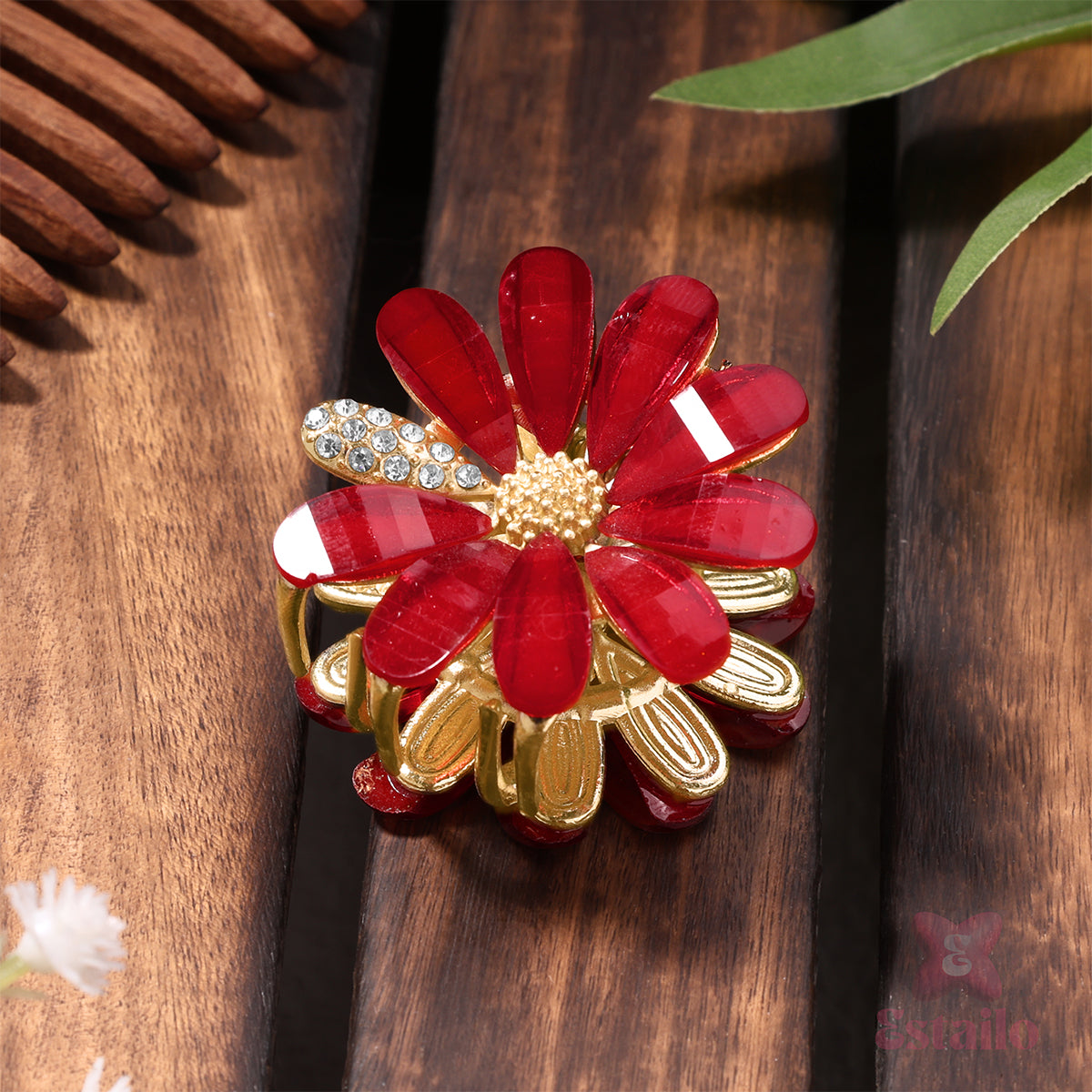 Daisy flower Hair Claw (pack of 1)