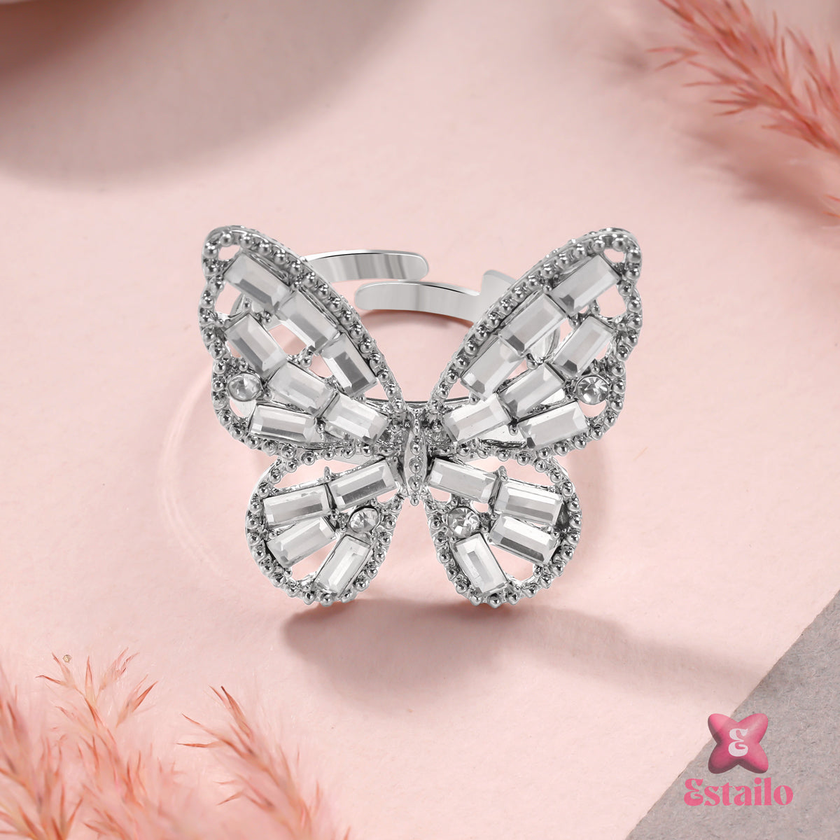 Wings Gleam Ring
