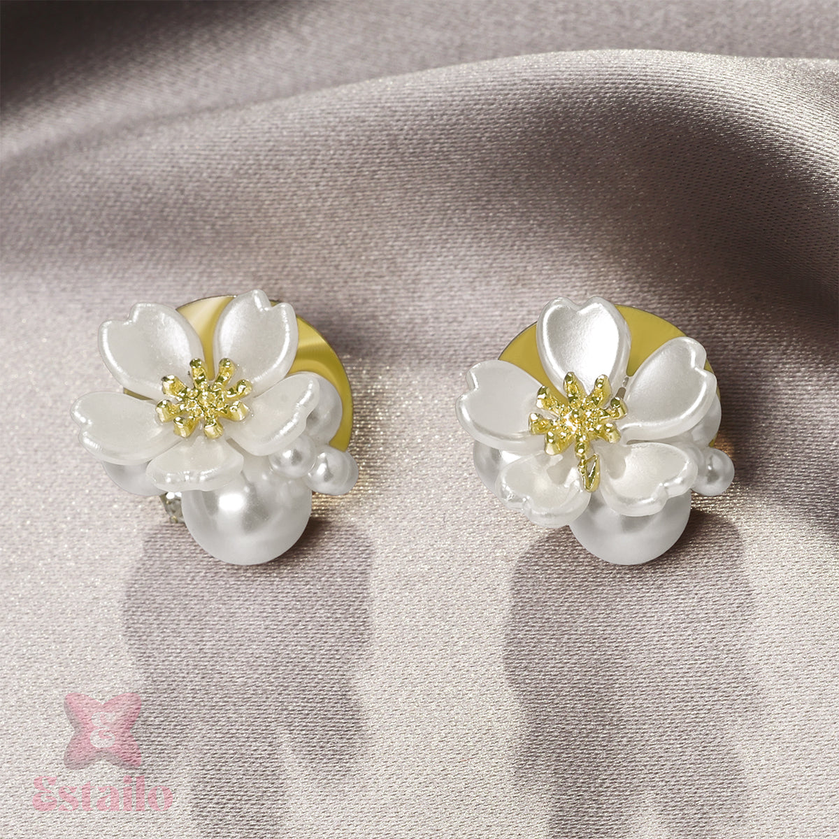 Daisy Dream Pearl Earrings