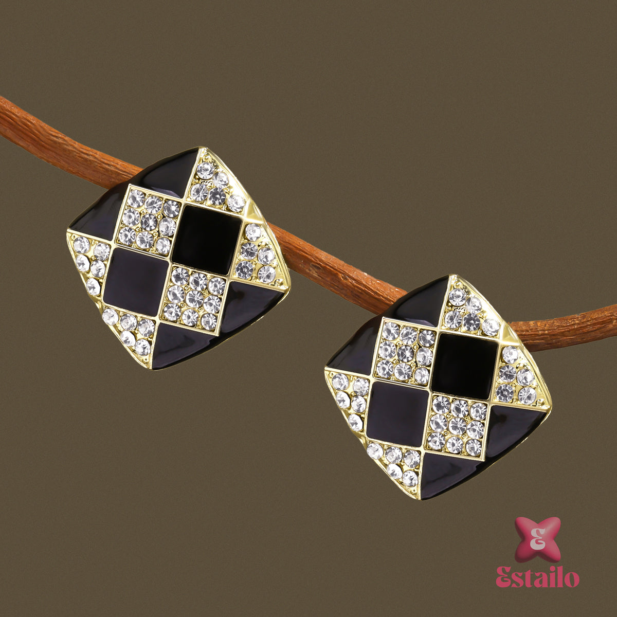 Elegant Sparkle Stud Earring