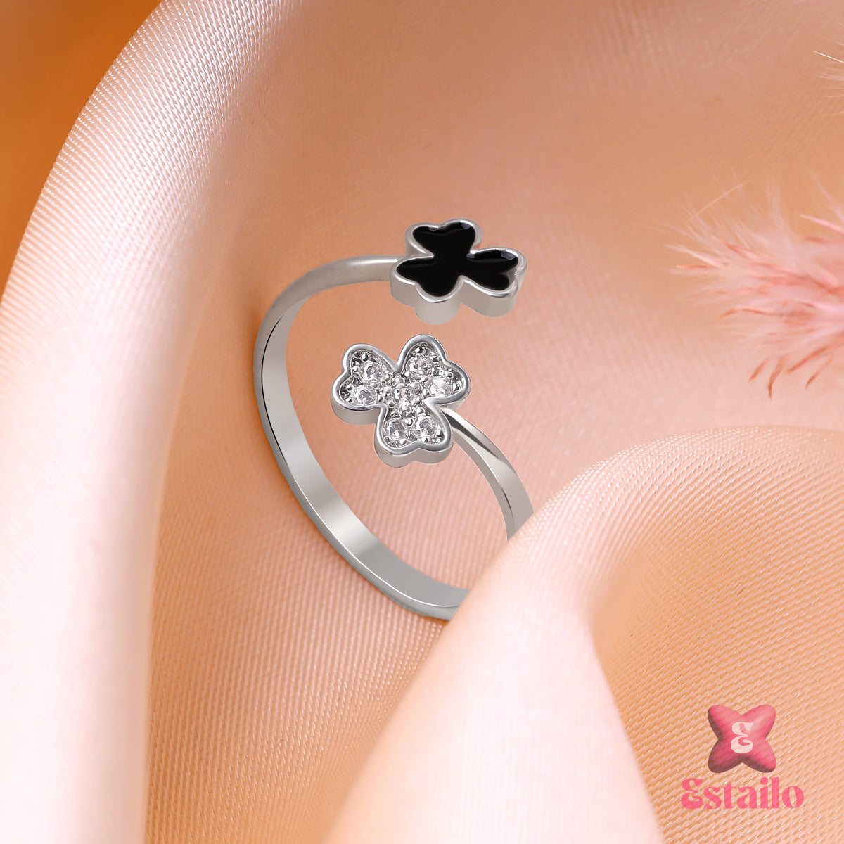 Midnight Sparkle Clover Ring