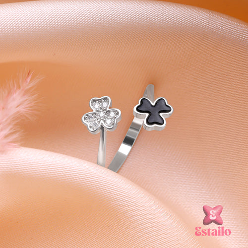 Midnight Sparkle Clover Ring