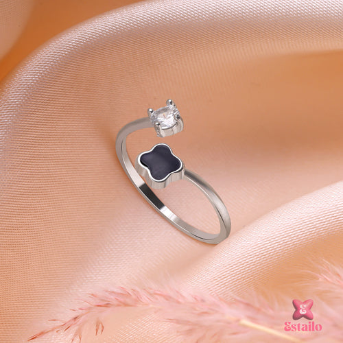 Midnight Cloverleaf Ring