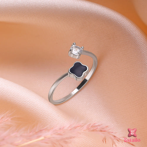 Midnight Cloverleaf Ring