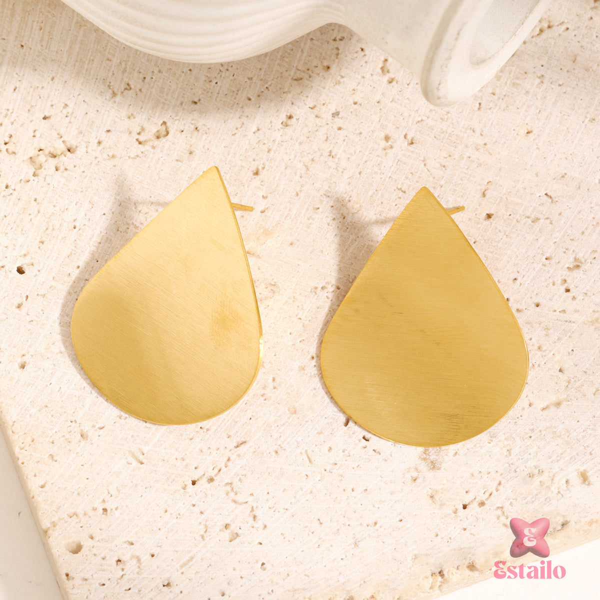 Everyday Gold Teardrops Earring
