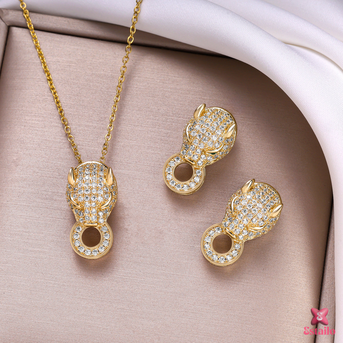 Golden Panther Pave Necklace Set