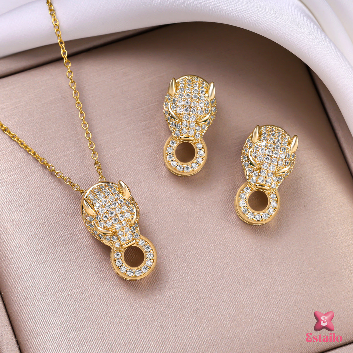 Golden Panther Pave Necklace Set