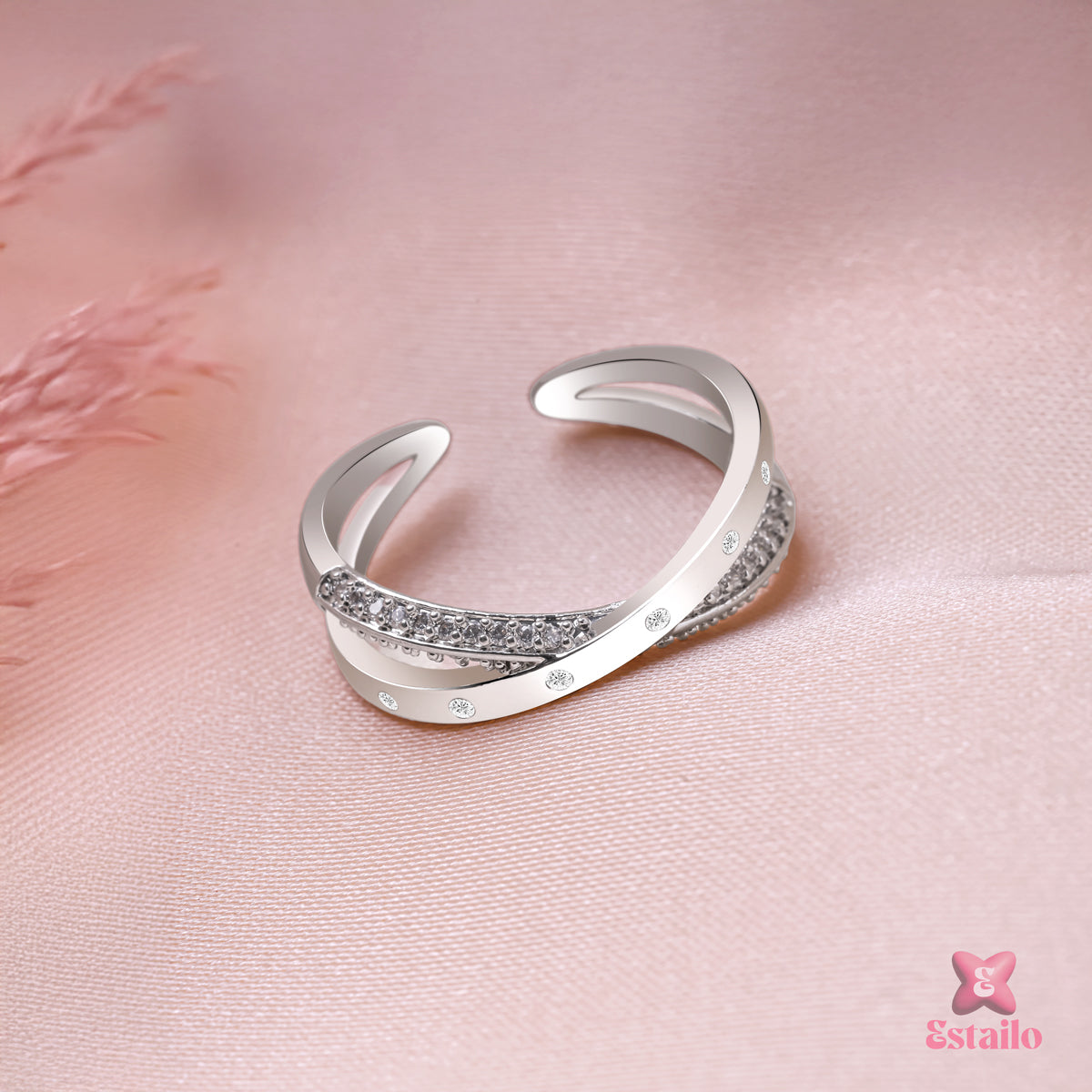 Silver Criss-Cross Sparkle Ring