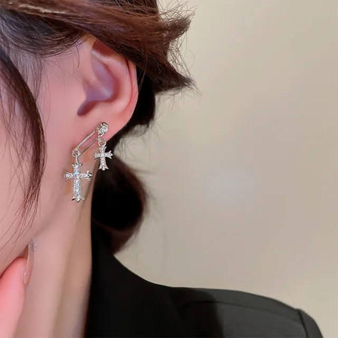 Luxe Spark Minimal Earring