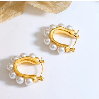 A Pearl Of Wisdom Earrings