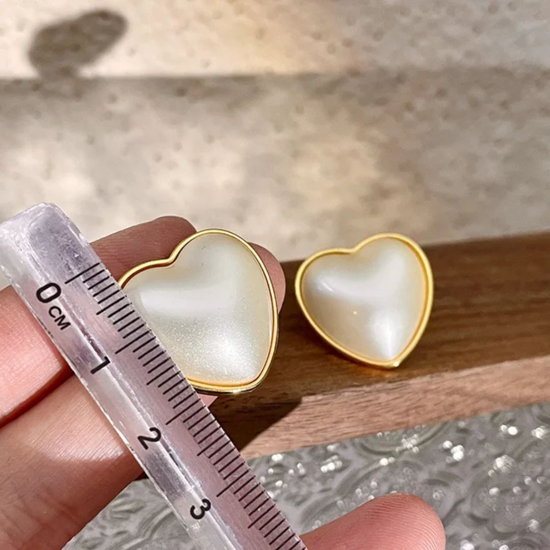 Bling Blogger pearl Heart Earrings