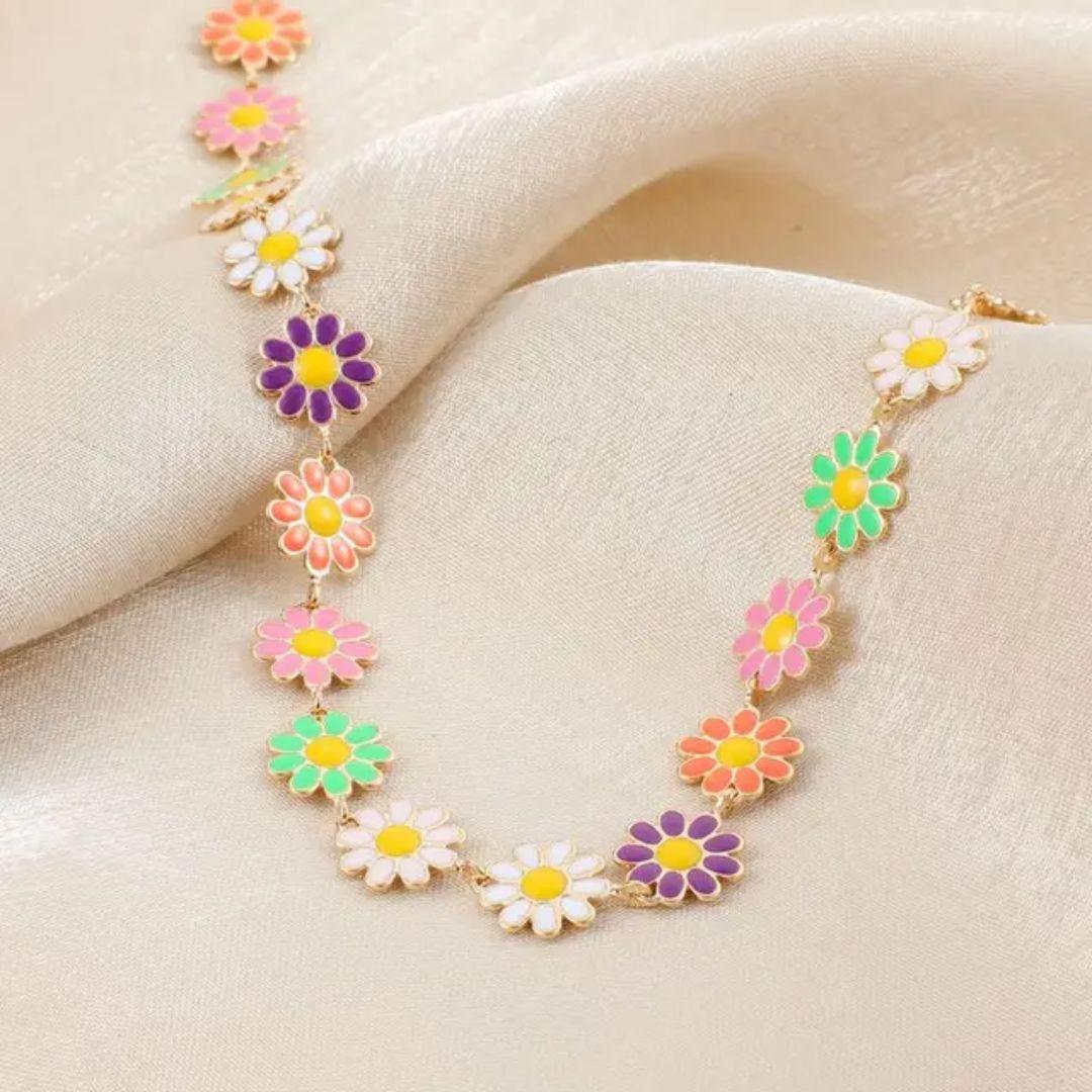 As Fresh As Daisy Neckpiece