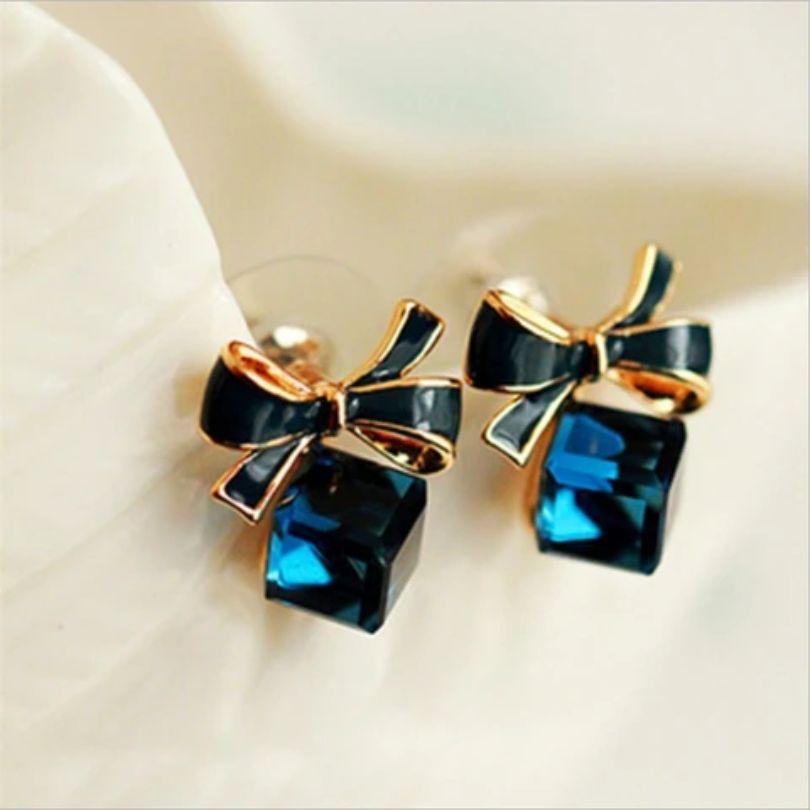 Bling Blogger Bow Earring