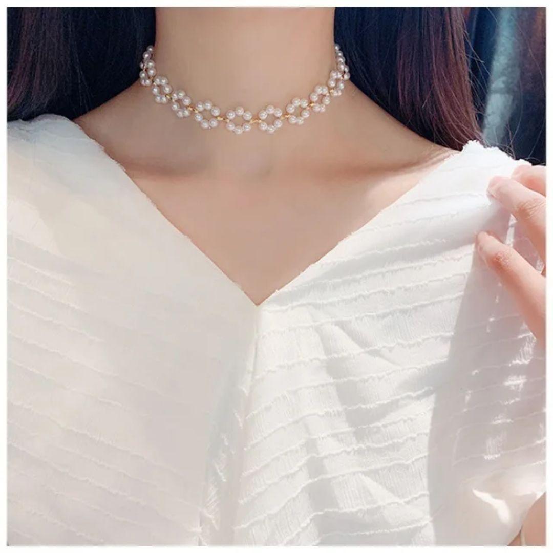 A Pearl Of Wisdom Neckpiece