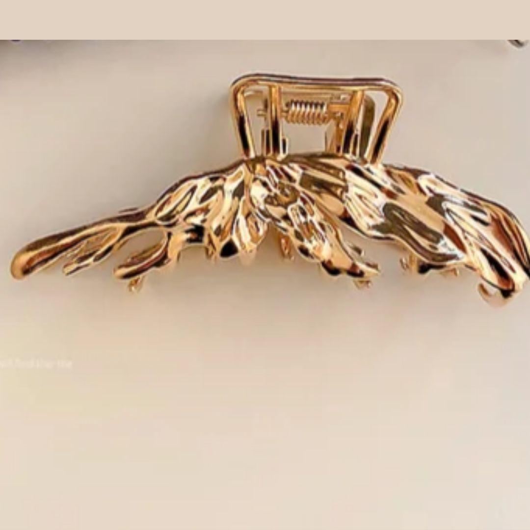 GOLDEN METAL BUTTERFLY HAIR CLAW