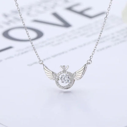 Fly high Neckpiece