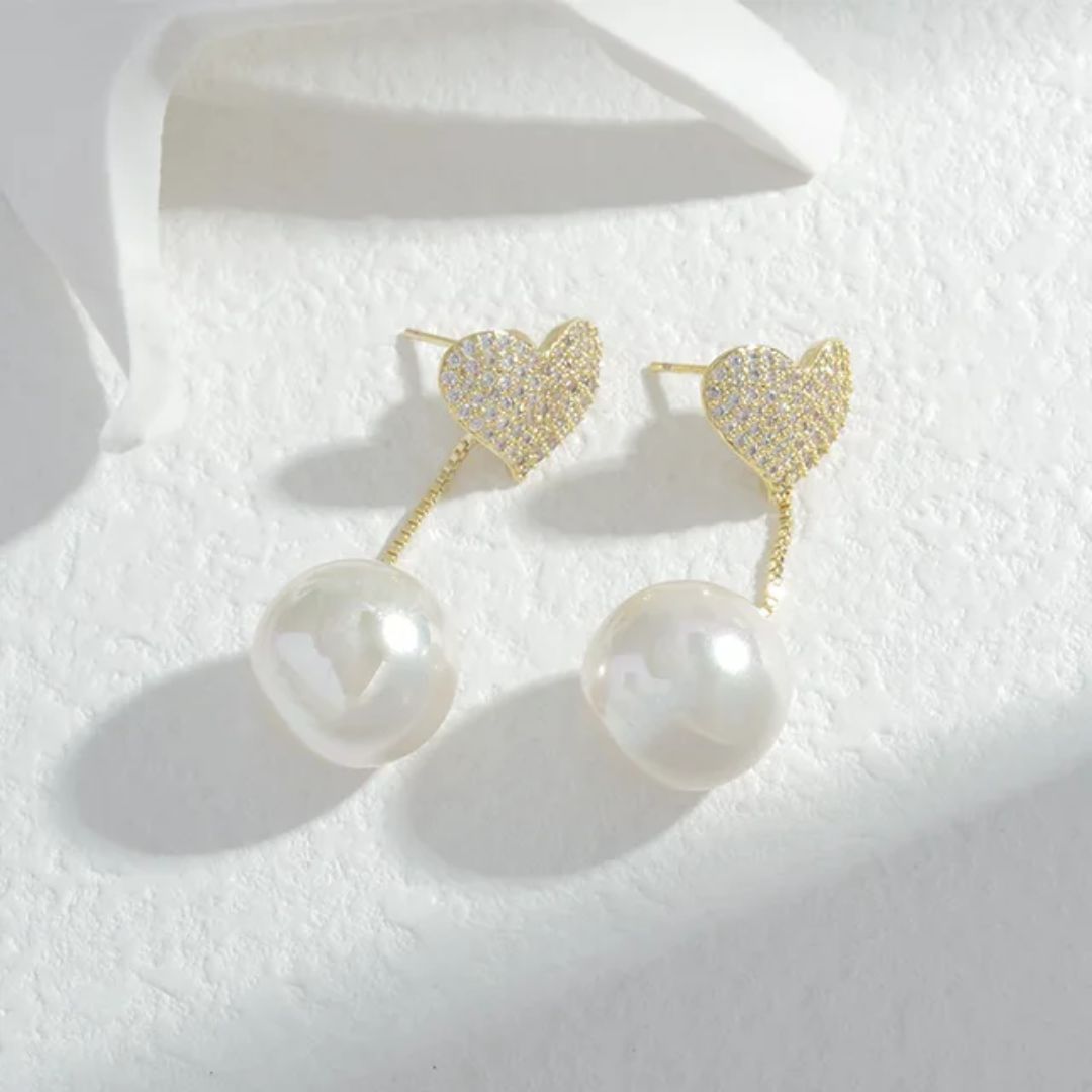 A Pearl Of Wisdom Heart Earrings