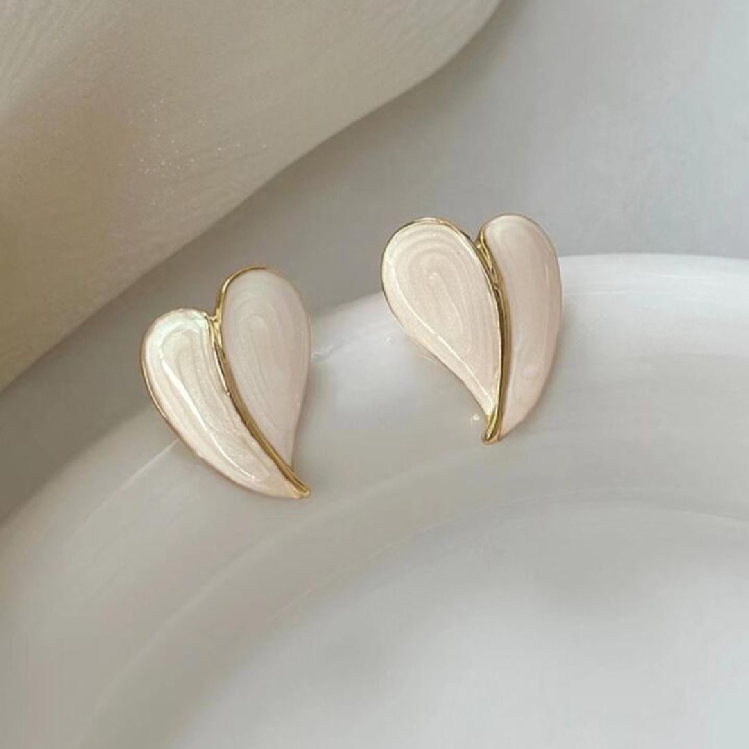 Bling Blogger Heart Earrings