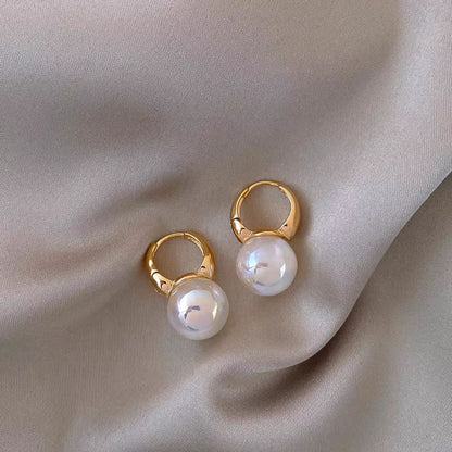 A Pearl Of Wisdom Earrings