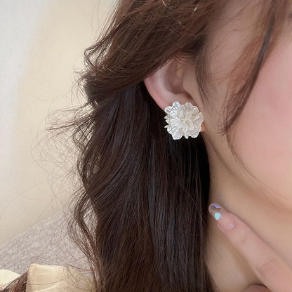 As Fresh Daisy Earrings