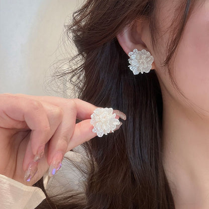 As Fresh Daisy Earrings