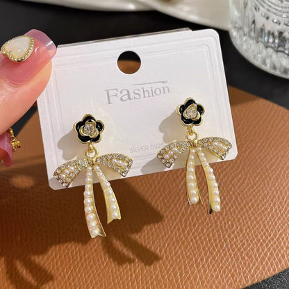 Bling Blogger Bow Earring