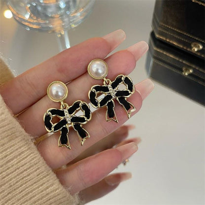 Bling Blogger Bow Earring