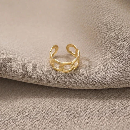 Look Like A Snake Earcuff (Single Ear)