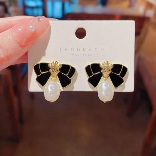 Moon Petal Earring