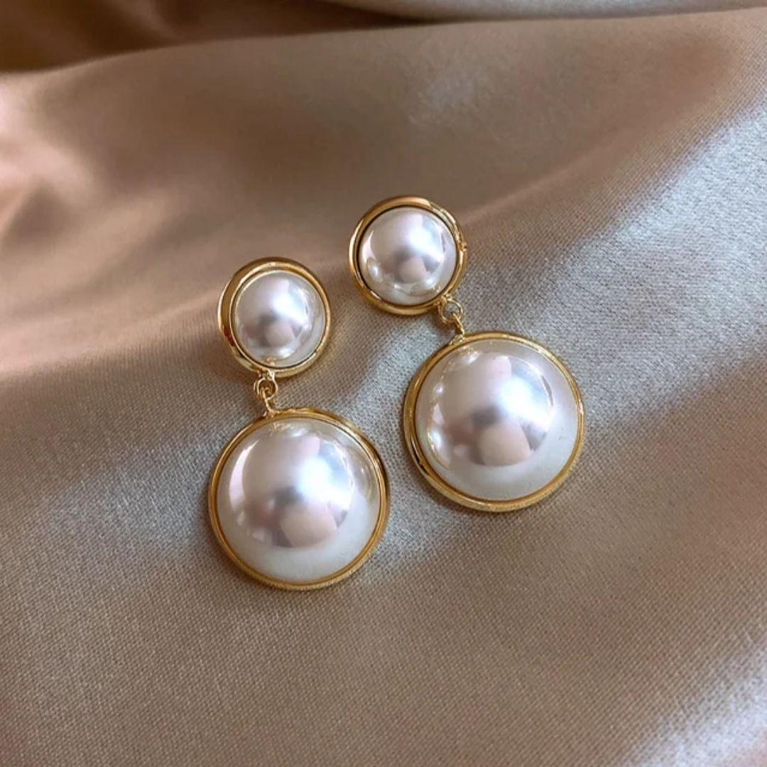 Fleur Pearl Strings Earring