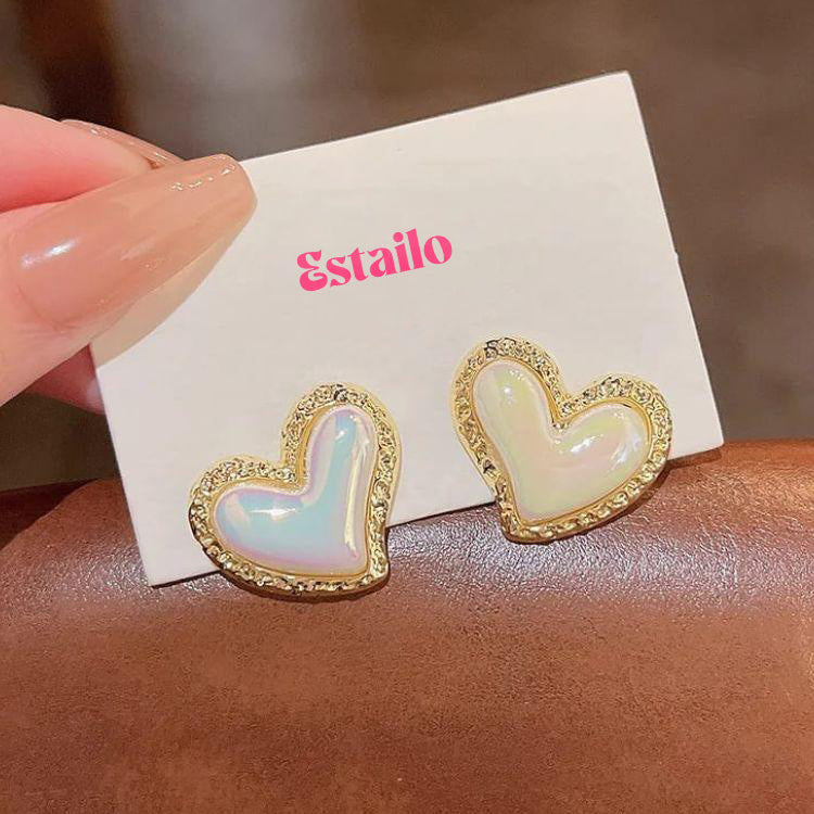 Perky pearl Heart Earrings