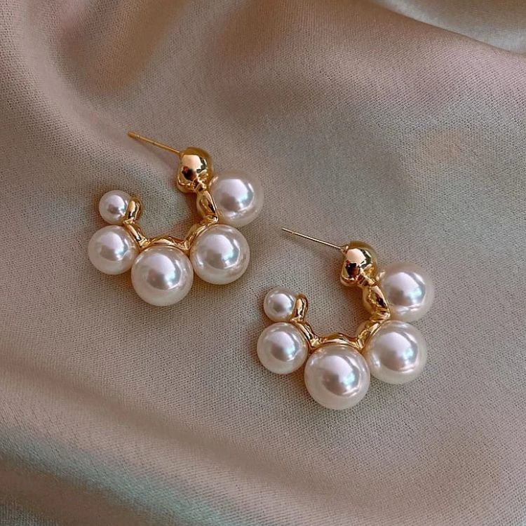 A Pearl Of Wisdom Earrings