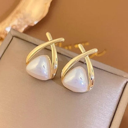 Pearl stud Earrings