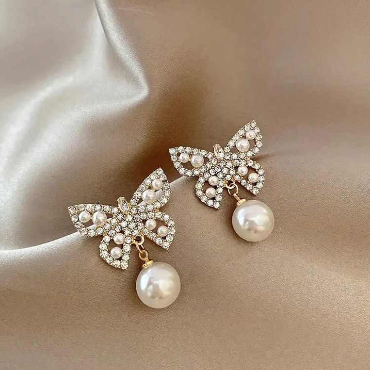 Social Butterfly Pearl Earrings