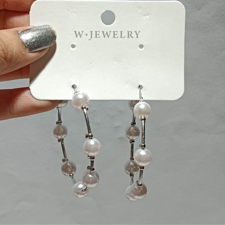 Perky Pearl Hoop Earrings