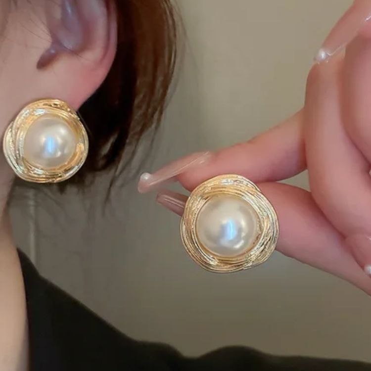 A Pearl Of Wisdom  Earrings