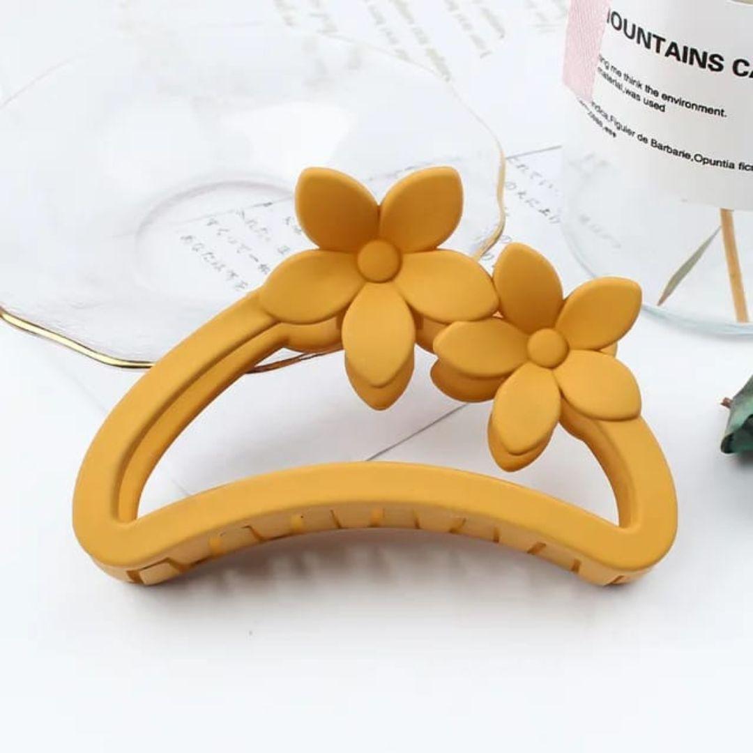 Matte Flower Hair claw (Pack of 1)