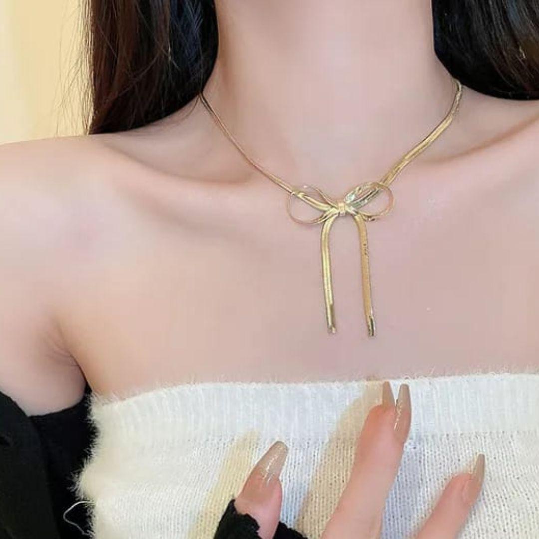 Golden Bow Neckpiece