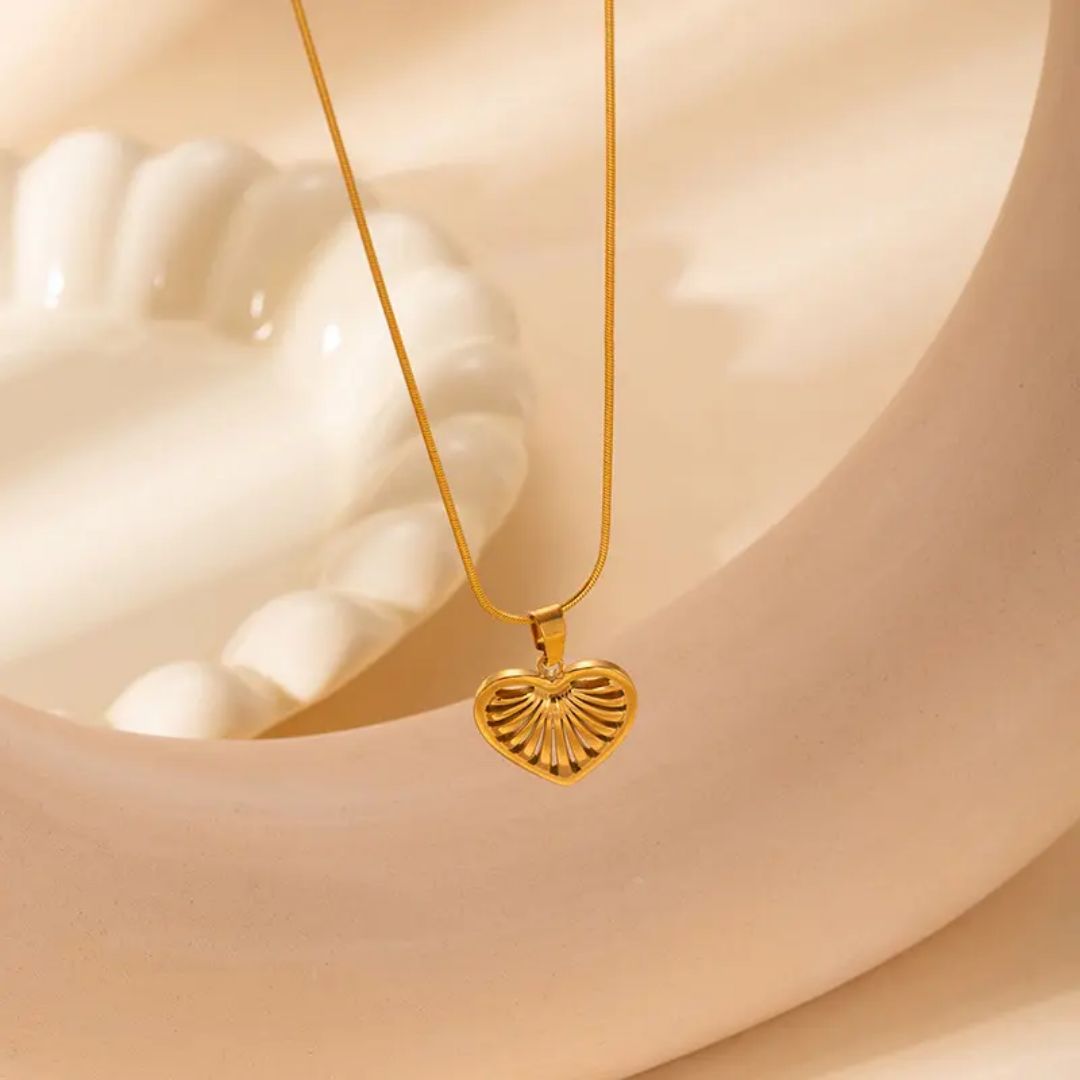 Radiant Heart Necklace set