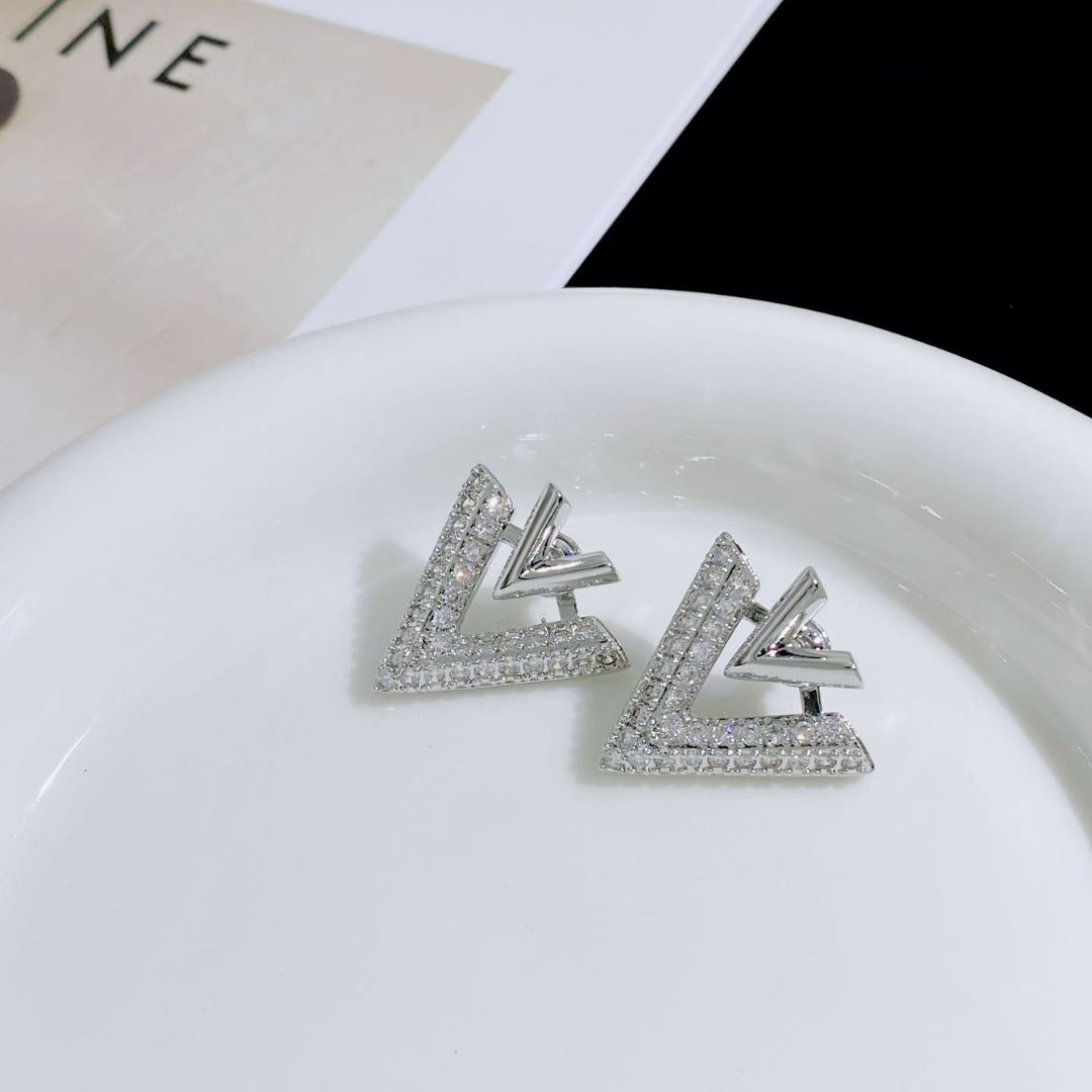 Victorious V Studs Earring
