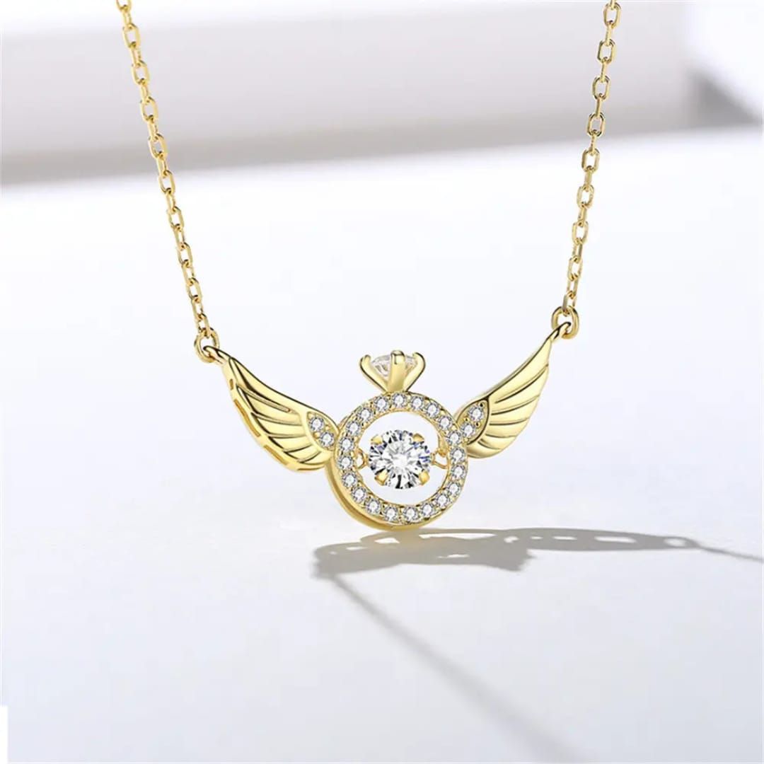 Fly high Neckpiece