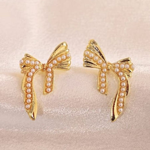 Bow-Bliss Pearl Earrings