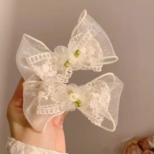 Delicate Daisy Lace Hair Clip (PACK OF 1)