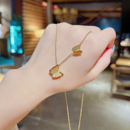 Social Butterfly Neckpiece