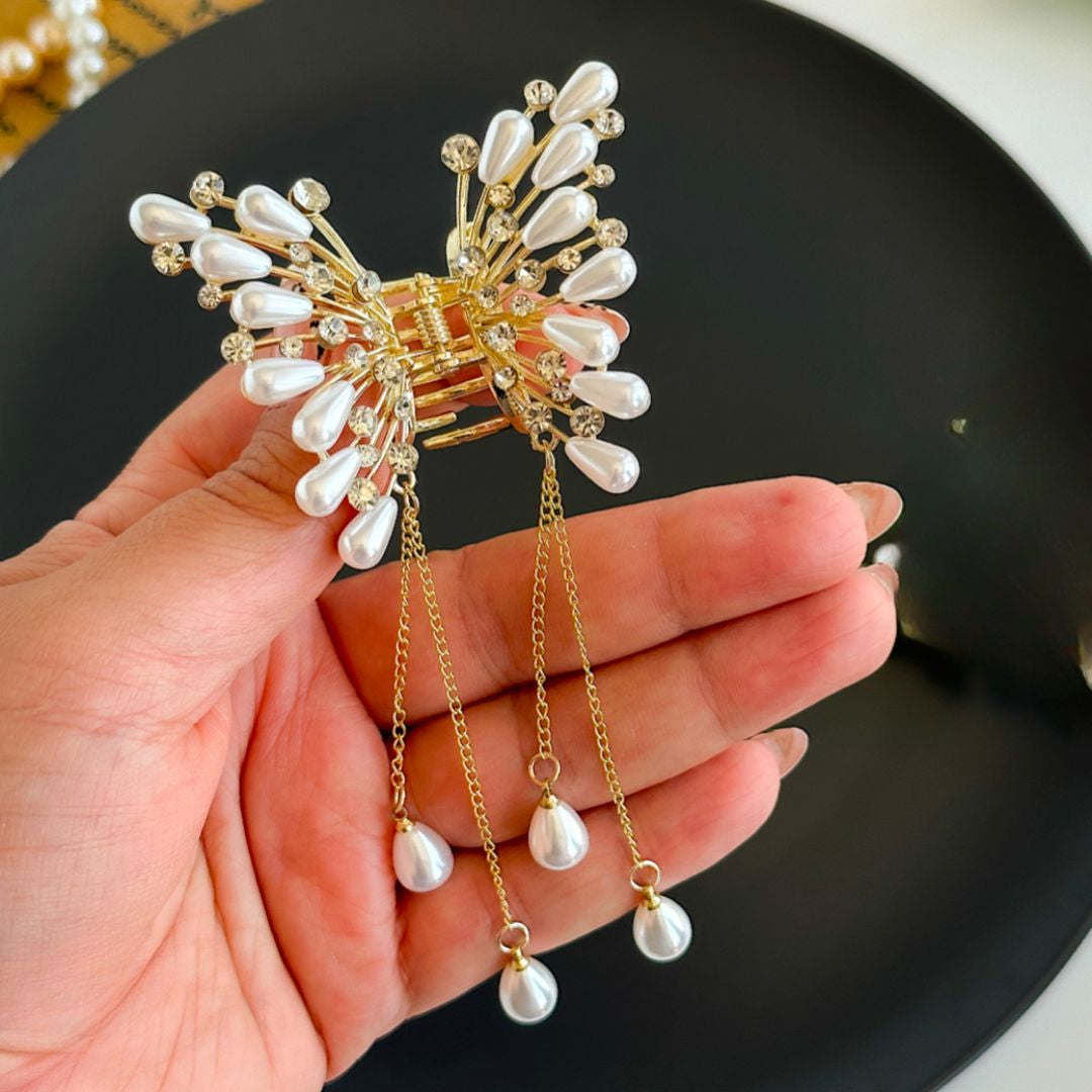 Pinteresty  Butterfly Pearl Claw