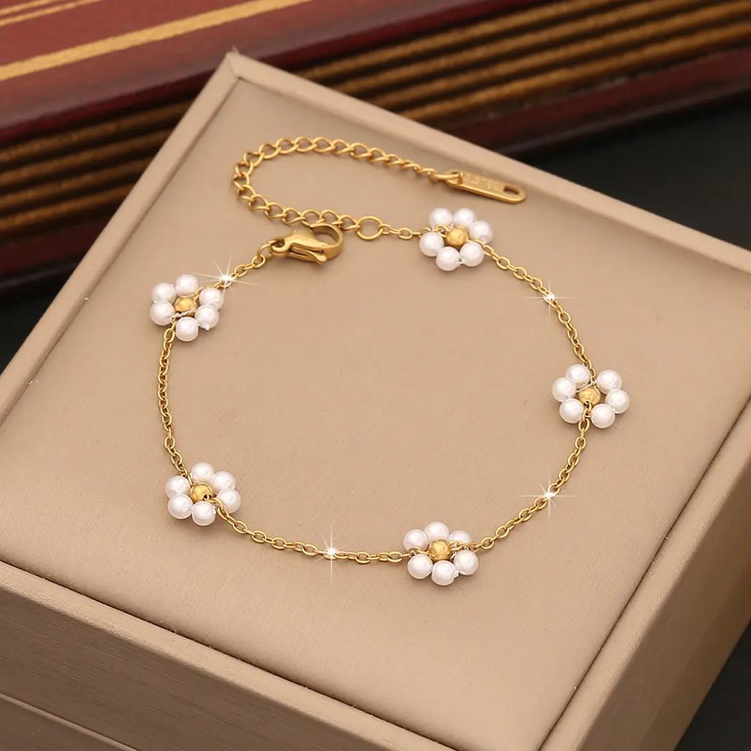 Floral Pearl Chain Bracelet