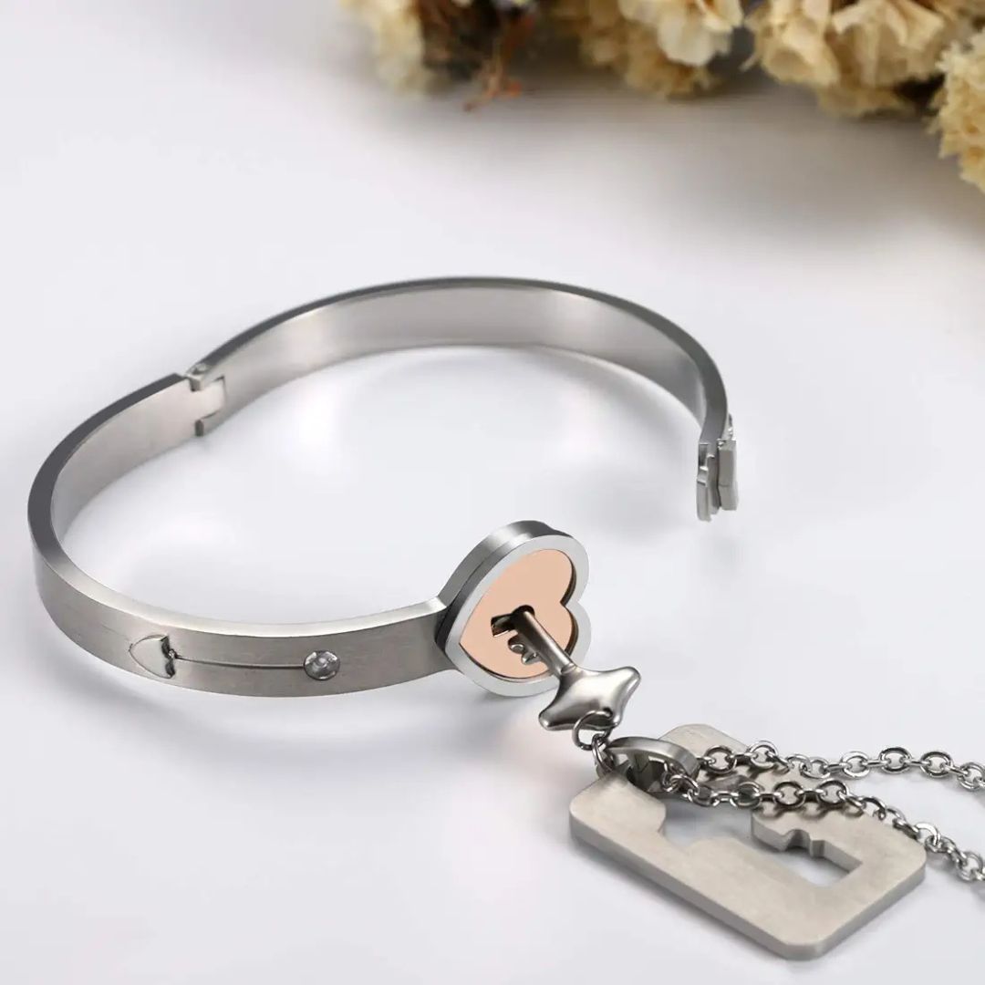 Heart Lock Bangle Set